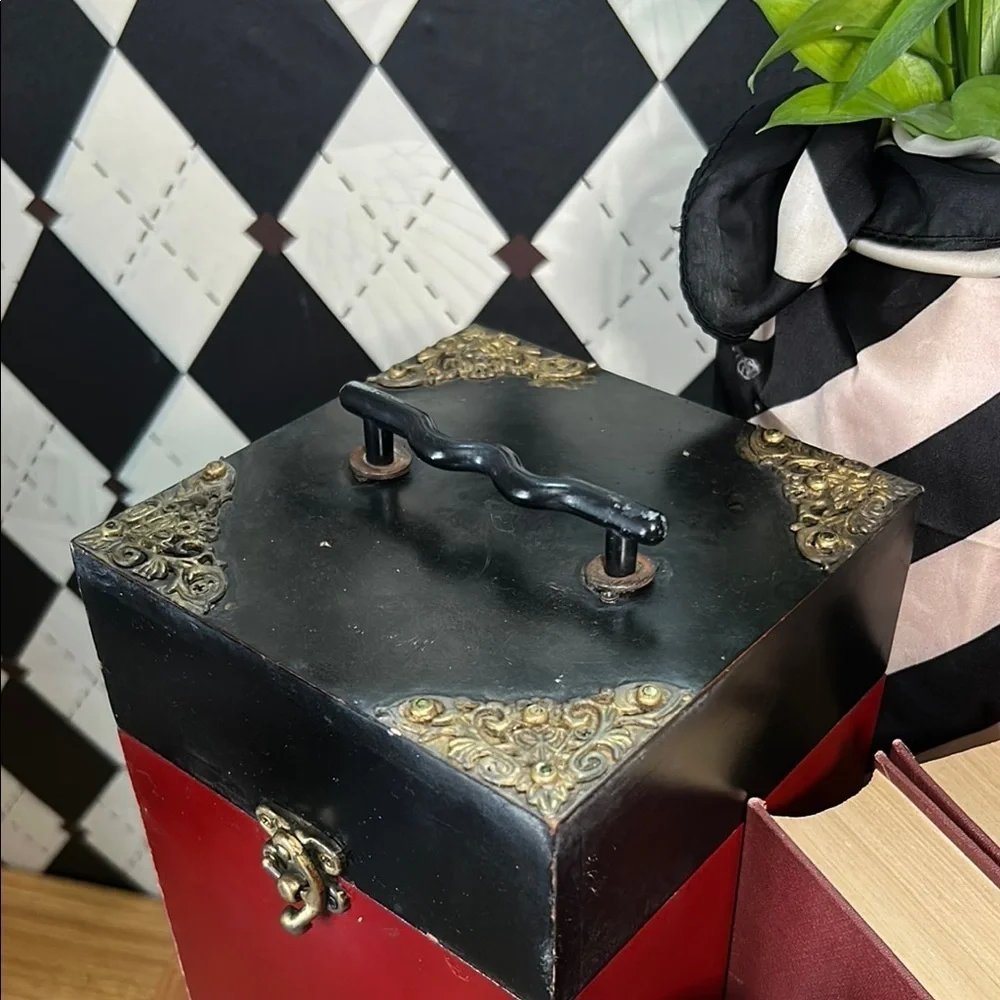 Vintage‎ Black and Red Decorative Storage Box